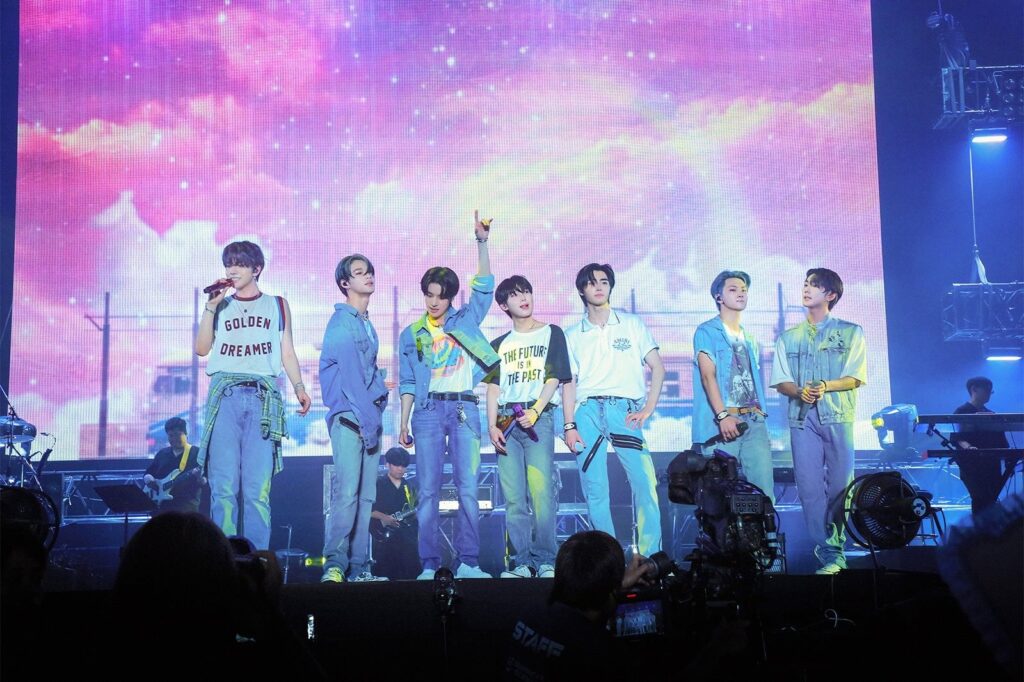 230924 [MODELPRESS] ENHYPEN share memories of their activities in Japan and the charm and strengths of their group