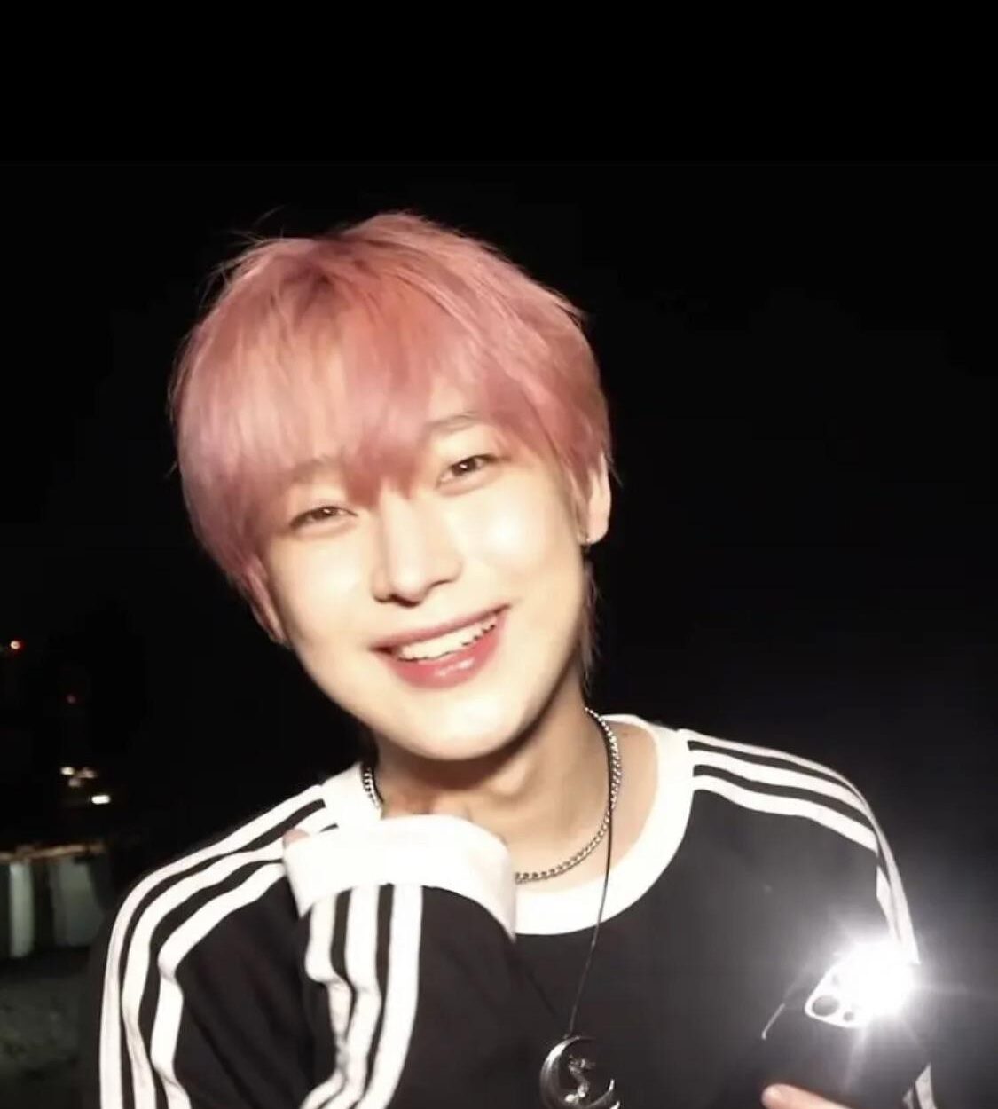 Does anyone know where this photo is from?? Please help meee I’ve been searching for it for so long!!