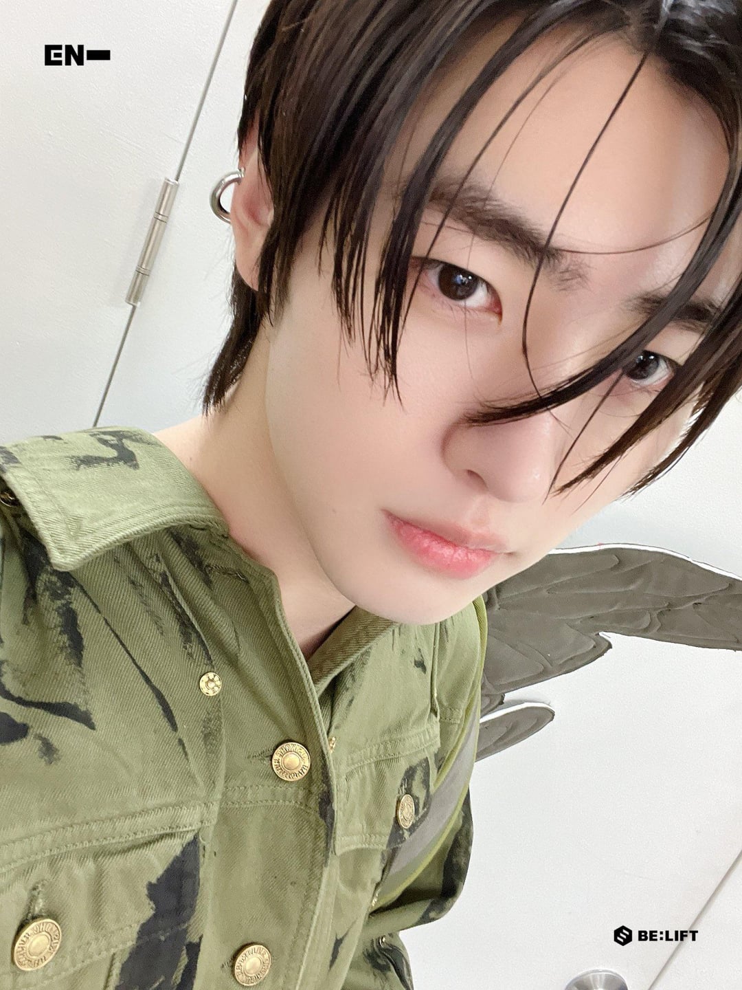 230901 Weverse: Pick your Today's ENHYPEN : August collection 💖💚💙💛💜 (Sunghoon, Sunoo & Ni-ki)