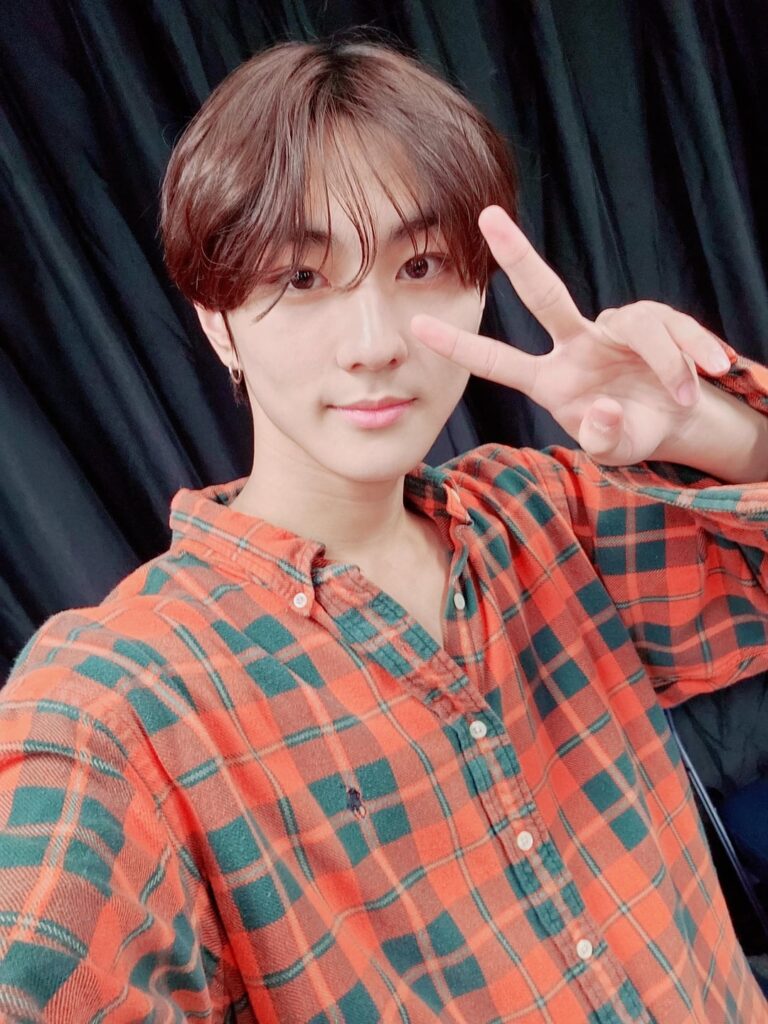 231008 Weverse: Jungwon