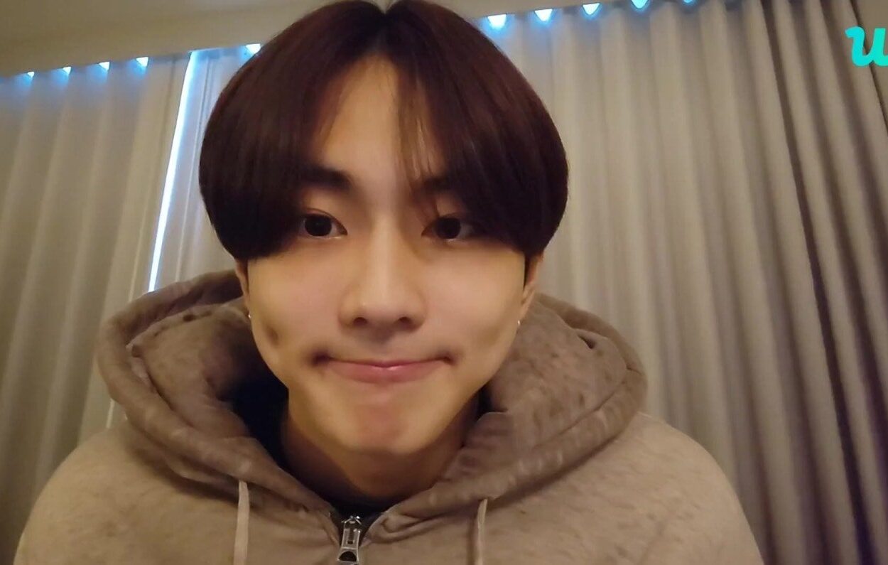 231005 [Weverse Live: Jungwon] Morning Garden