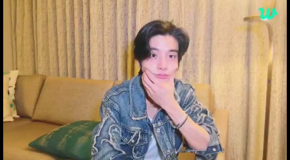 231013 [Weverse Live: Jake] Jake ❤️ 3