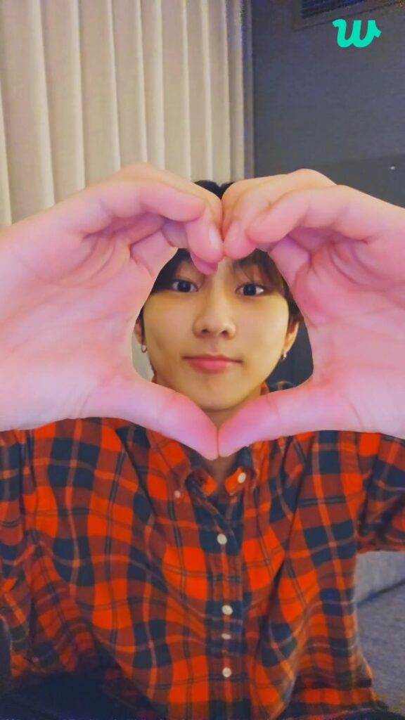 231022 [Weverse Live: Jungwon] Latenight Garden