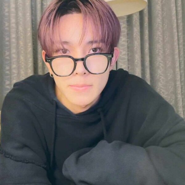 231019 [Weverse Live: Heeseung] At the hotel