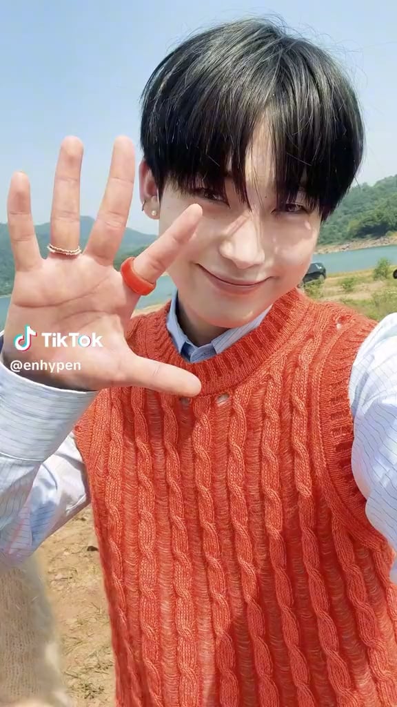 231109 TikTok: ENHYPEN