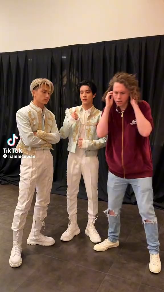 231106 Liam McEwan TikTok: Enhypen Jay & Jake with Bella Poarch