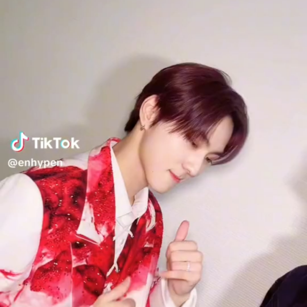 231130 Tiktok: Jungwon with Hwang Minhyun