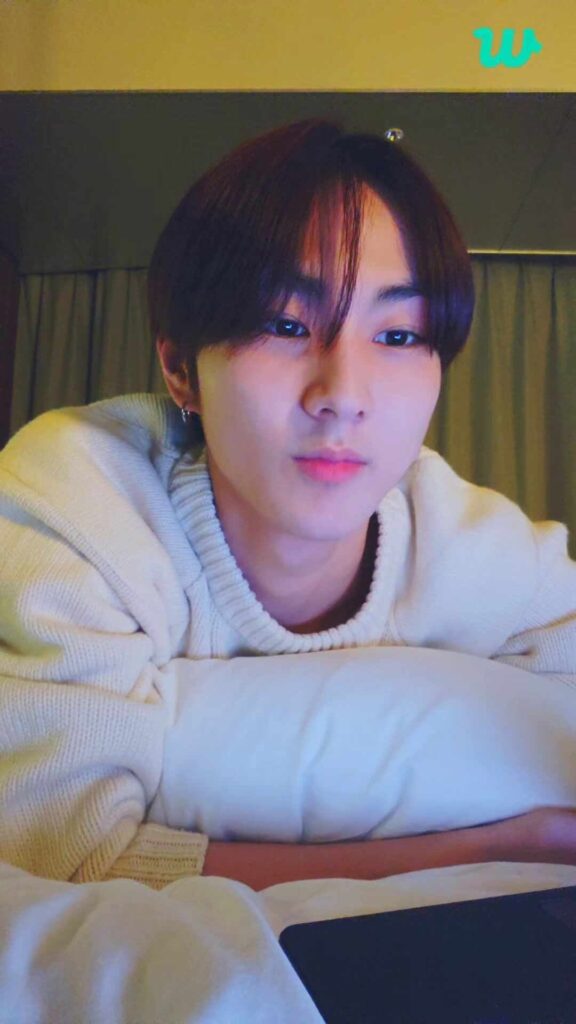 231127 [Weverse Live: Jungwon] Late night Garden