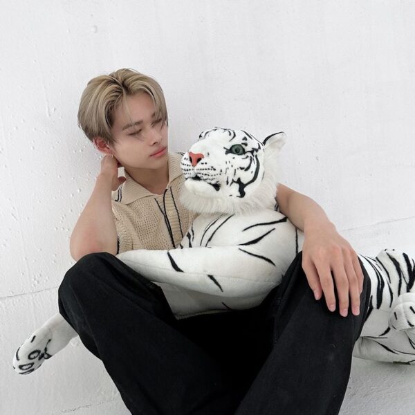 231127 ENHYPEN Instagram: Ni-ki for drjart