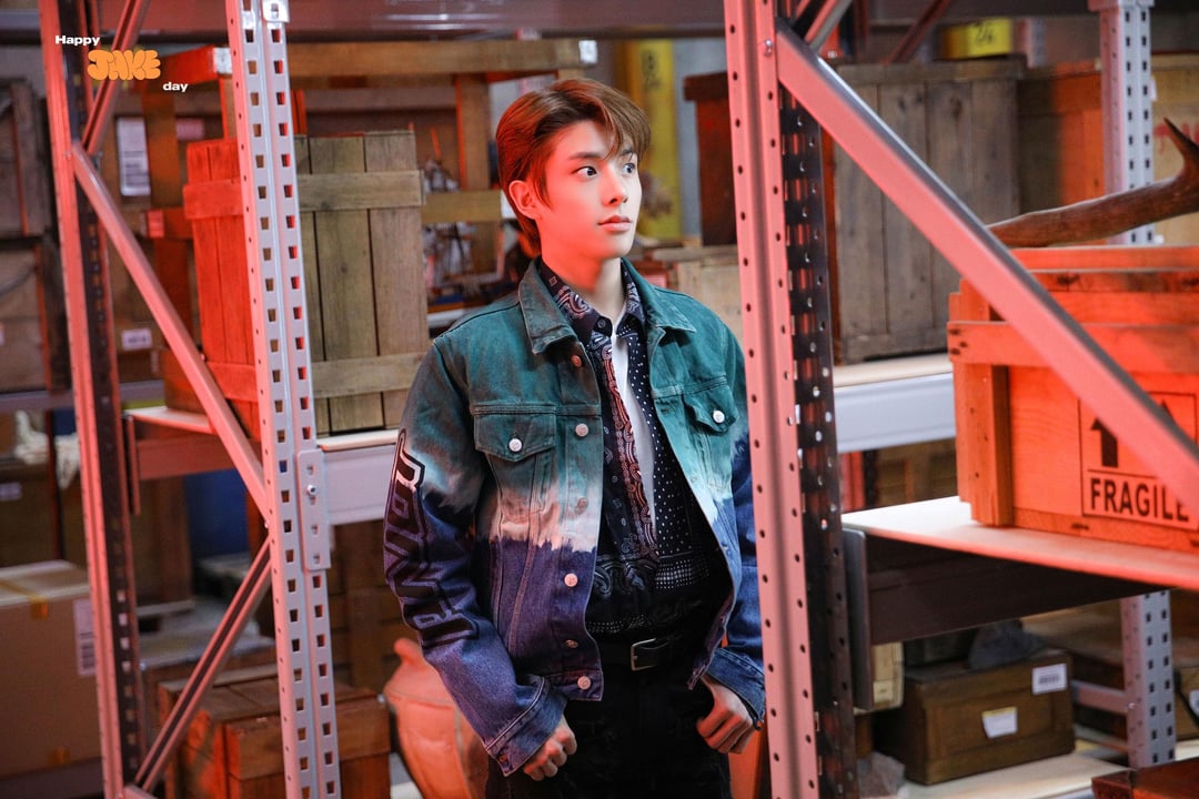 231115 Weverse: Happy JAKE Day Mini Memories 🎂
