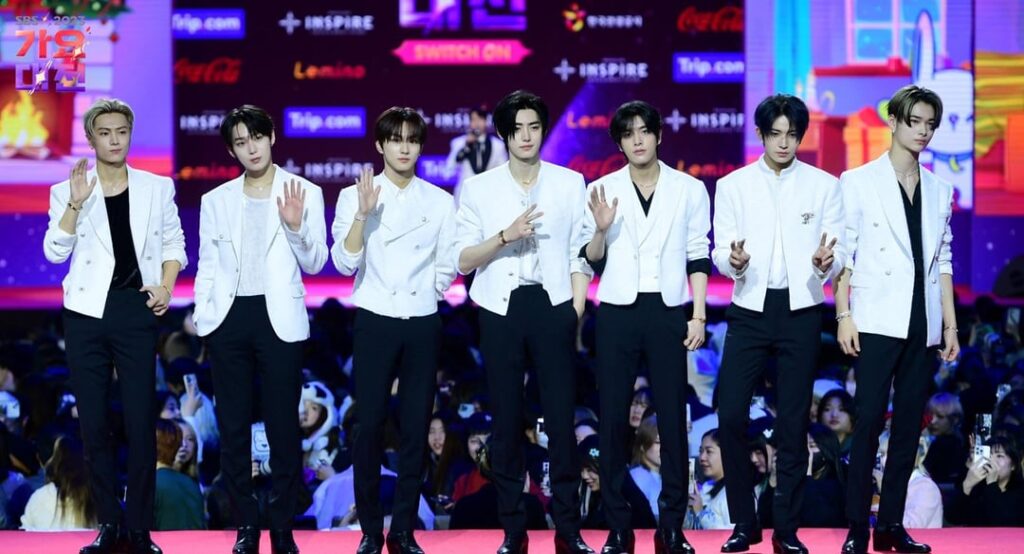 231225 SBSNOW Twitter Update With ENHYPEN - 2023 SBS Gayo Daejeon Red Carpet Photos