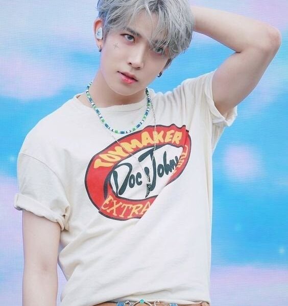 20231206 The vampires who bring the hype - A Snapshot Narrative of Enhypen