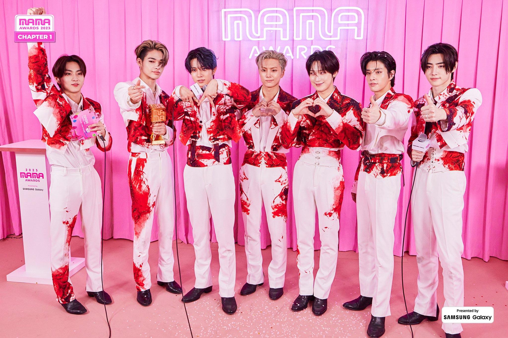 231207 Mnet MAMA Awards Twitter Update With ENHYPEN - 2023 MAMA Awards Thank You Stage Behind The Scenes Photo