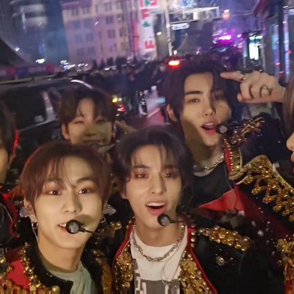 240101 Weverse: Ni-ki with all the members