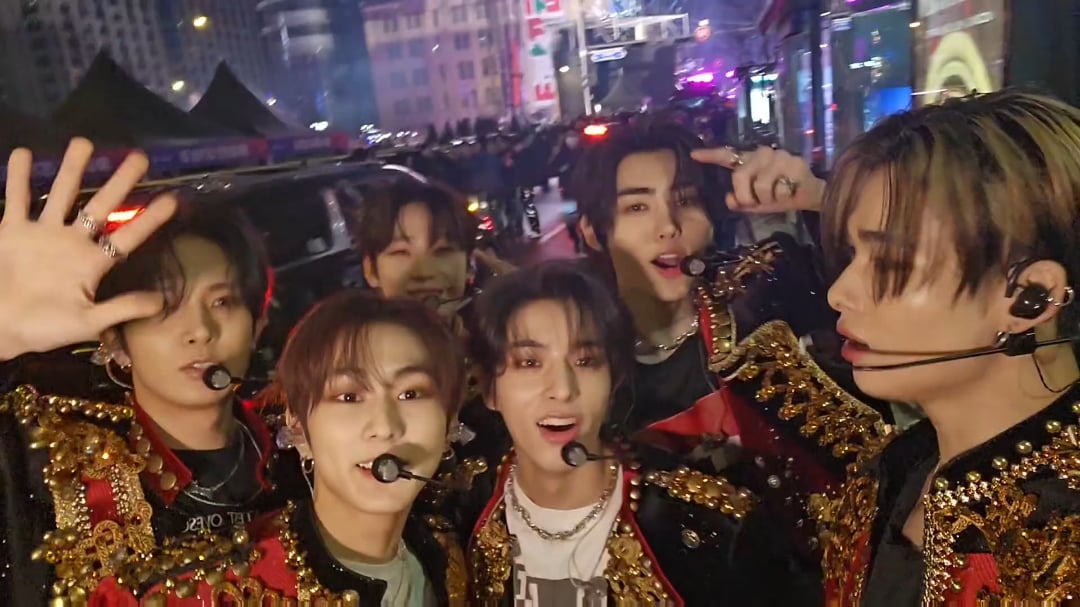 240101 Weverse: Ni-ki with all the members