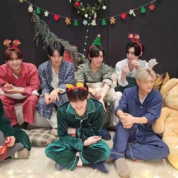 231223 [Weverse Live: ENHYPEN] Please put ENHYPEN to sleep 🎄