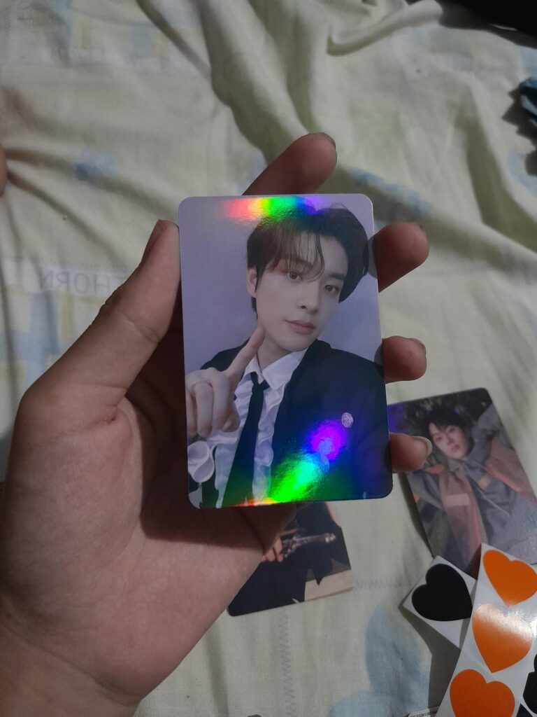 ARE THESE OFFICIAL PHOTOCARDS?