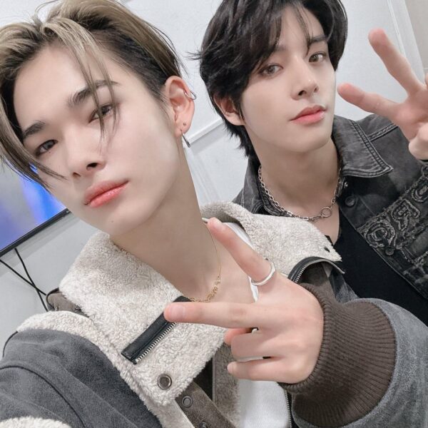 231207 Twitter: ENHYPEN OFFICIAL - Jake & Ni-ki @ Eunchae’s Star Diary