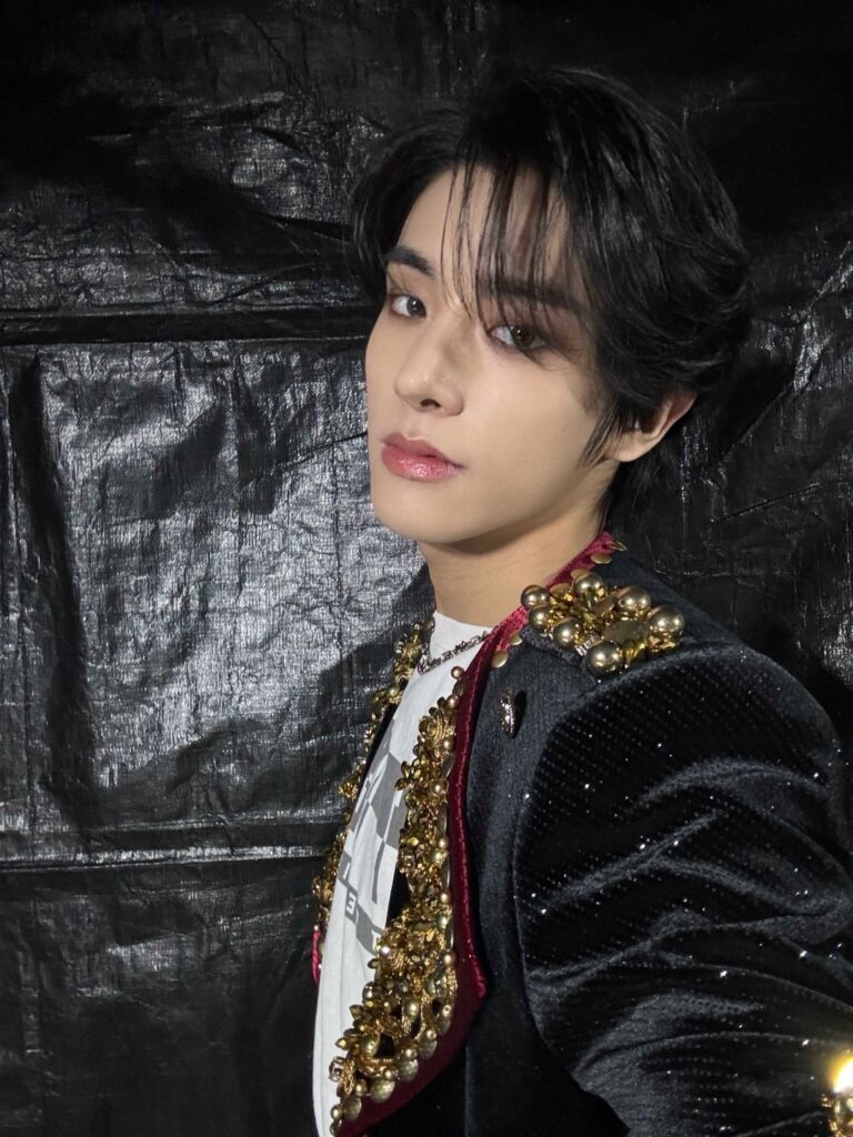 240101 Weverse: Jake