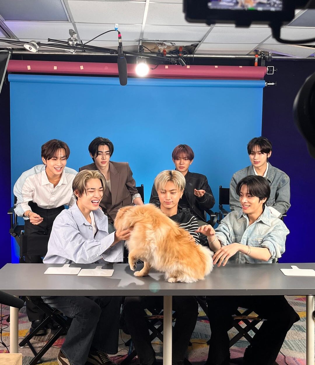 231230 Naver: Orange Blood AirDDrop [4/6 US on Tour]