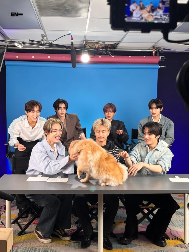 231230 Naver: Orange Blood AirDDrop [4/6 US on Tour]