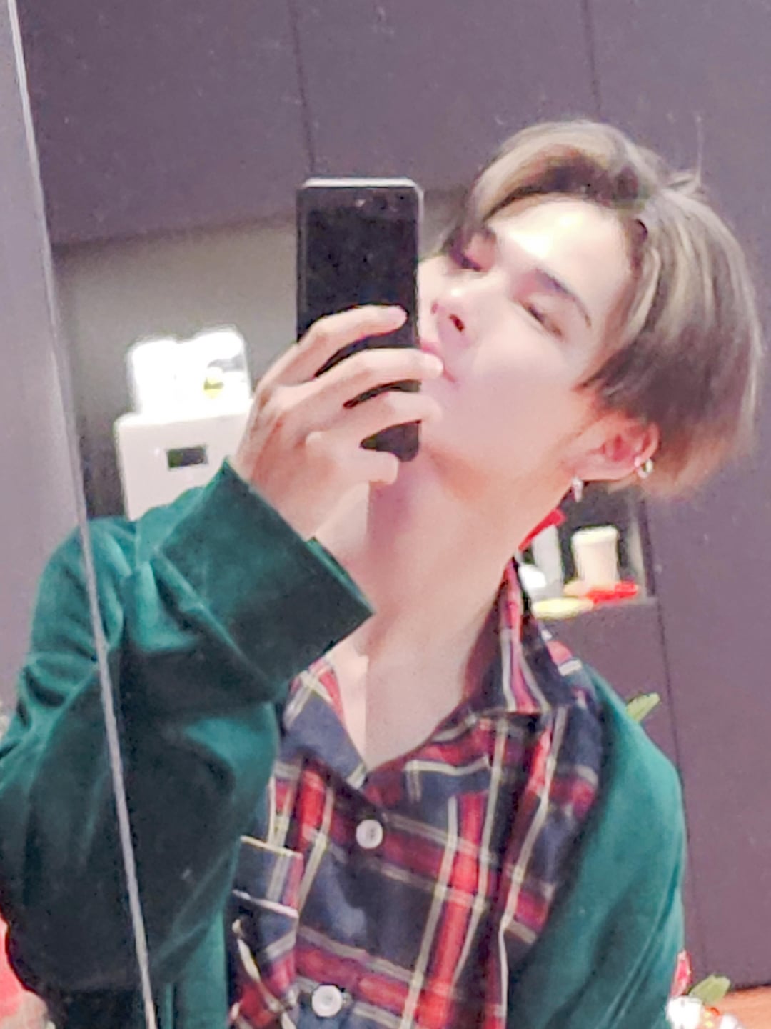 231223 Weverse: Ni-ki