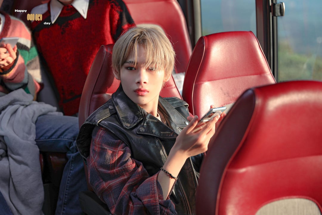 231209 Weverse: Happy NI-KI Day Mini Memories 🎂
