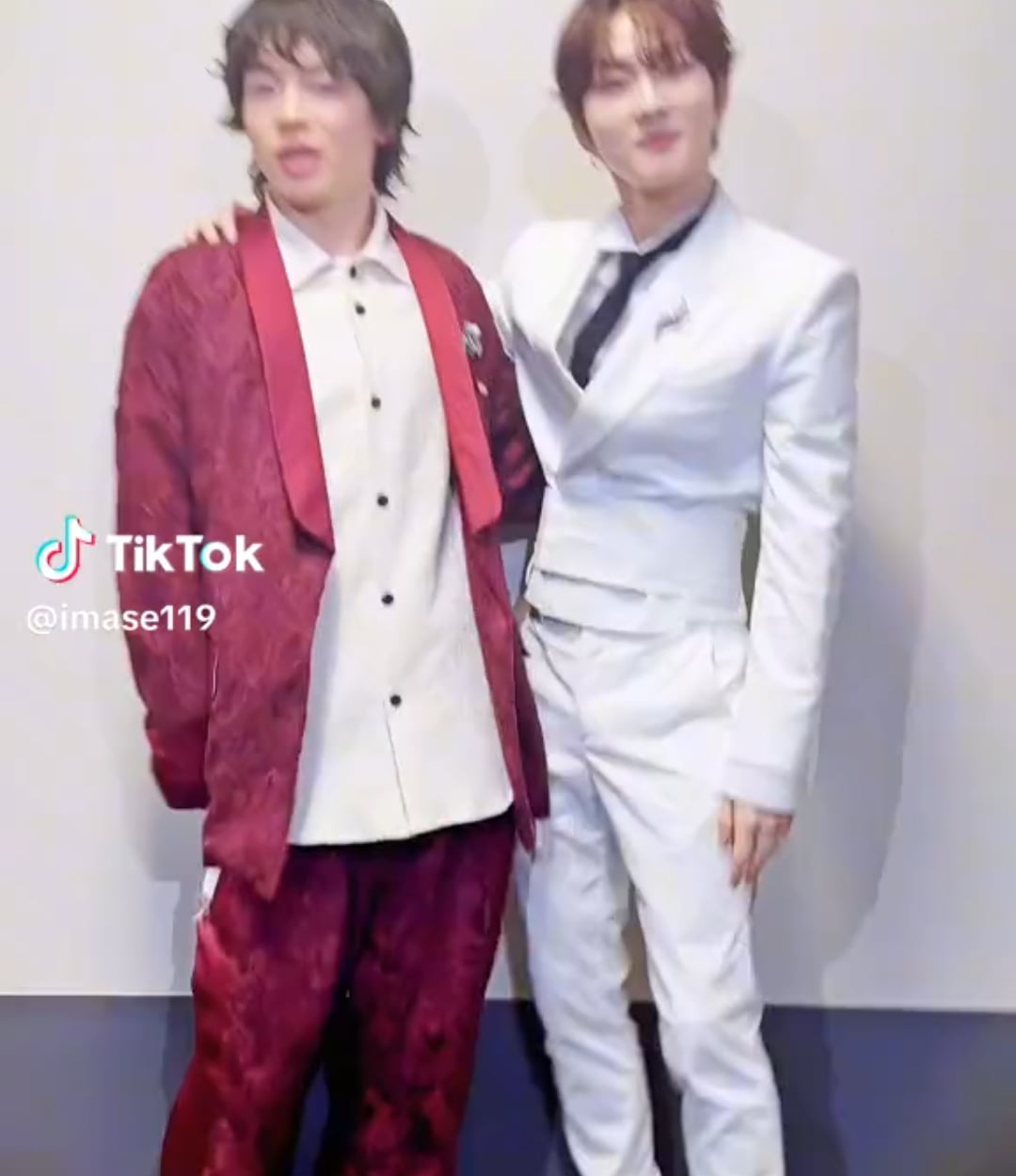240104 imase Tiktok with Jungwon