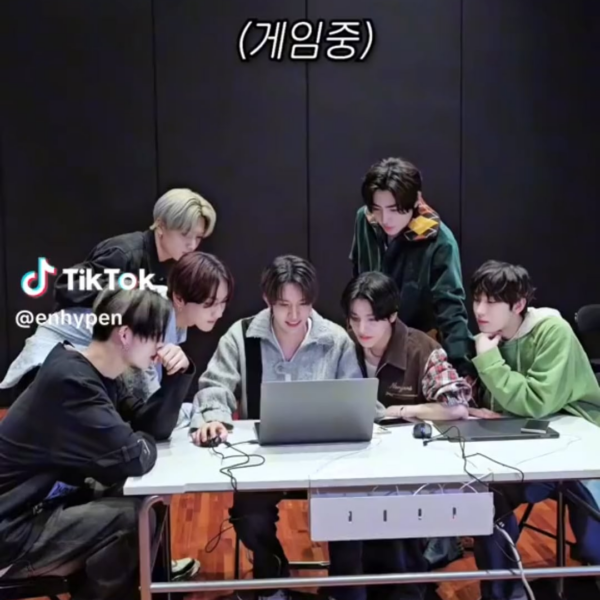 240118 Tiktok: ENHYPEN with Faker