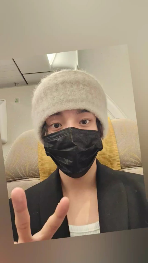 240118 Weverse Moment: Jake