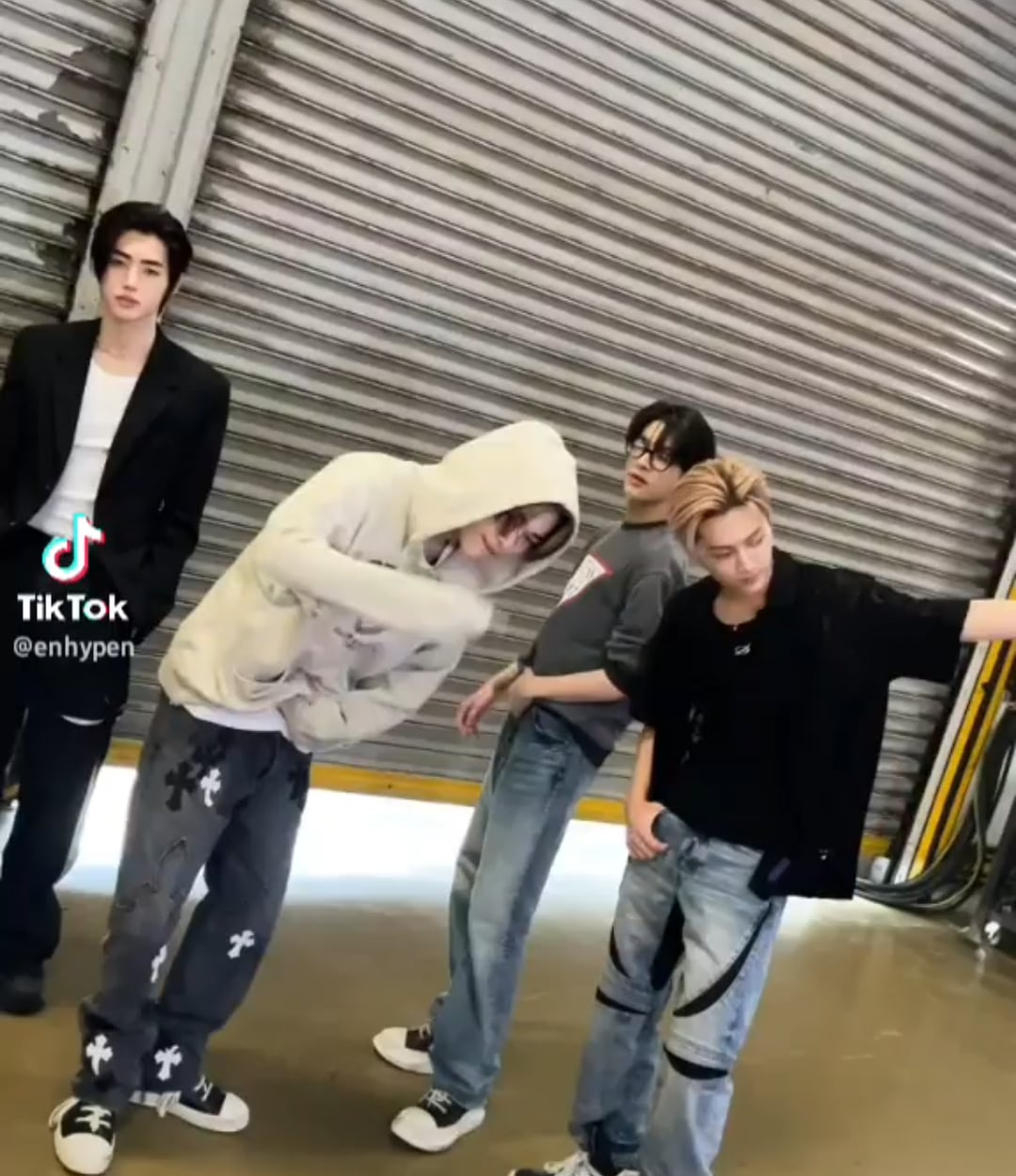 240122 Tiktok: Sunghoon, Ni-ki, Jake, Jay