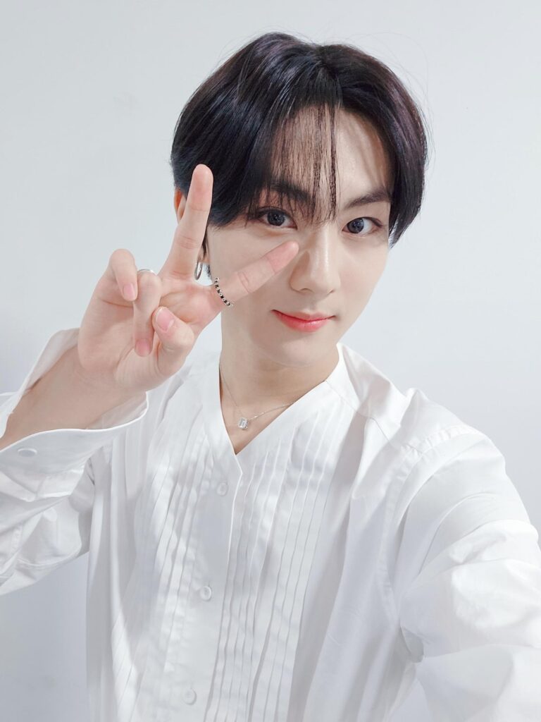 240129 Weverse: Jungwon