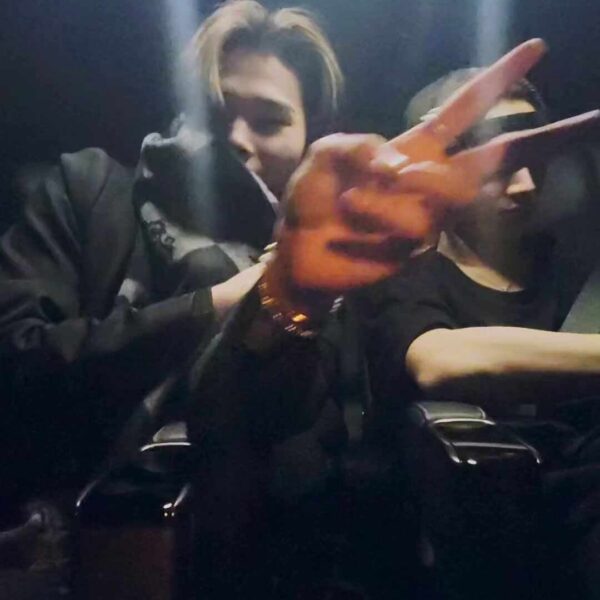 240118 [Weverse Live: Ni-ki & Jay] Ah