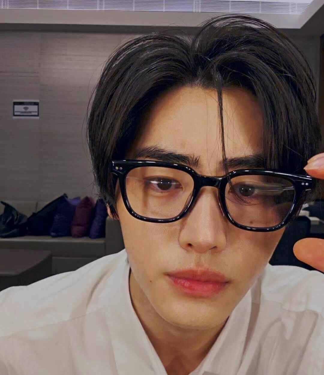 240127 [Weverse Live: Sunghoon] 🤍