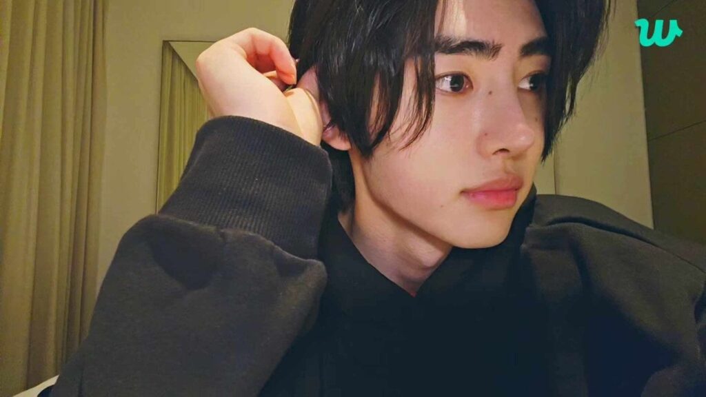 240119 [Weverse Live: Sunghoon] ❤️