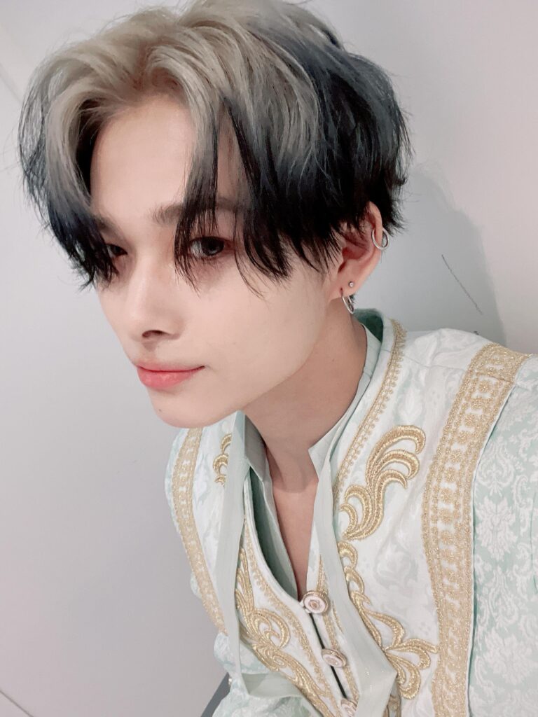 240213 Weverse: Ni-ki