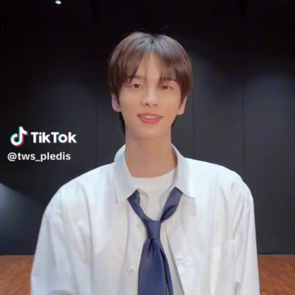 240211 TWS Tiktok: Sunoo with Shinyu and Kyungmin