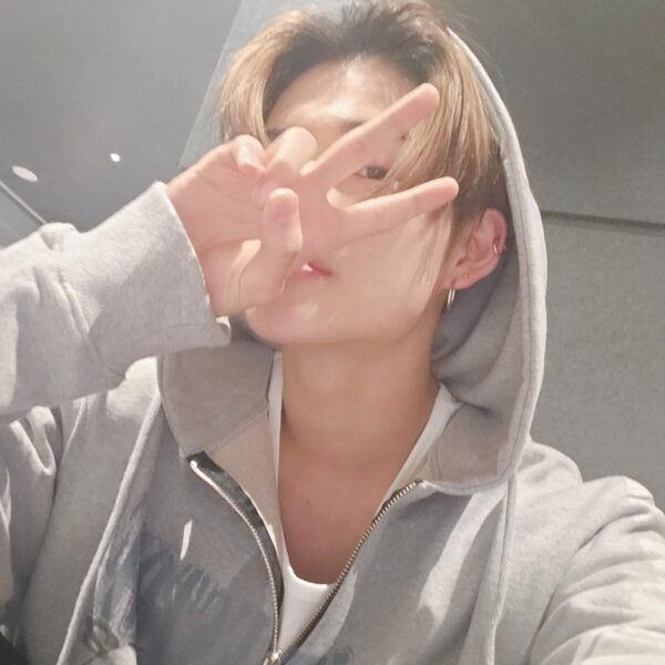 240207 Weverse: Ni-ki