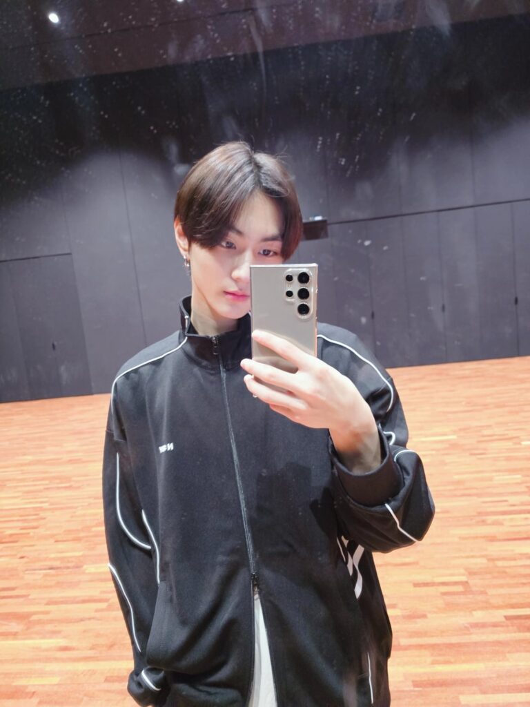 240205 Weverse: Jungwon (2)