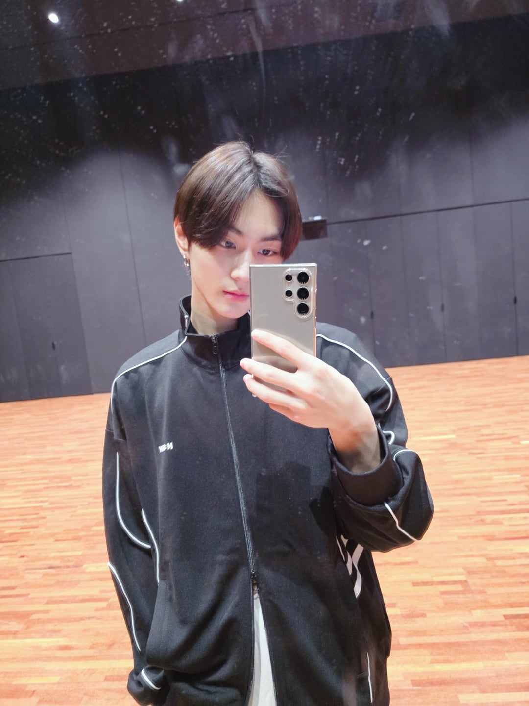 240205 Weverse: Jungwon (2)