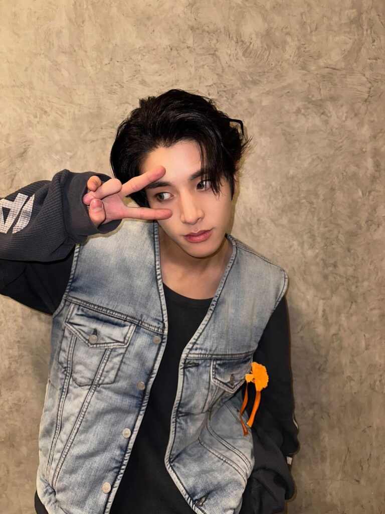 240204 Weverse: Jake