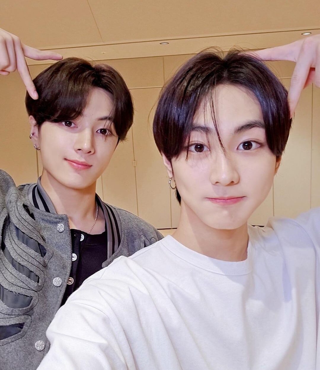 240222 ENHYPEN_JP Twitter: Jungwon and Jay