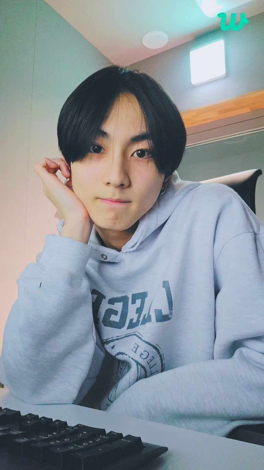 240226 [Weverse Live: Jungwon] Hi