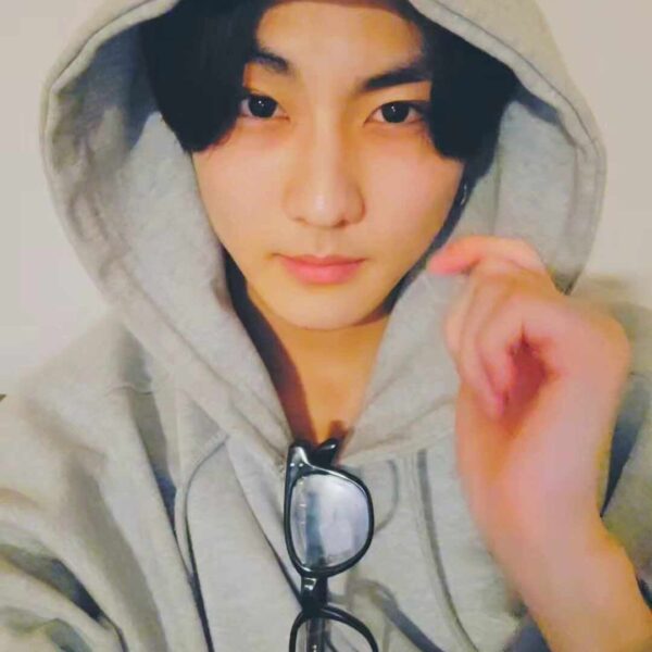 240327 [Weverse Live: Jungwon] Hi