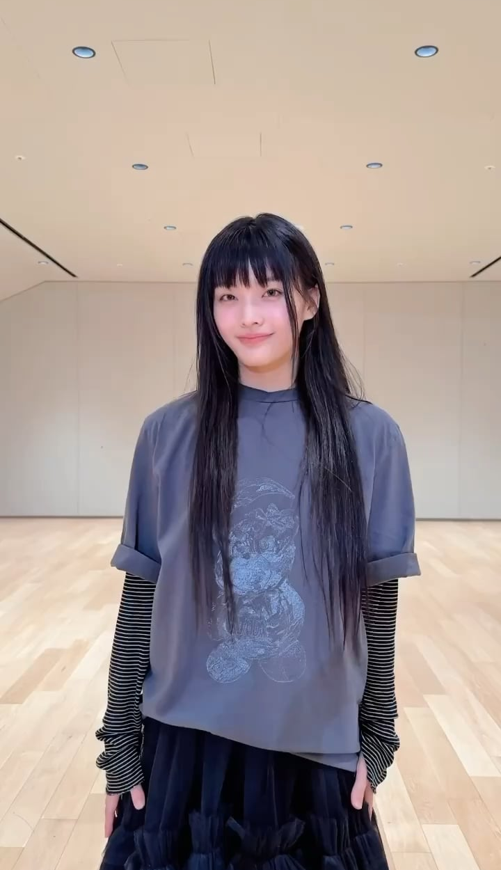 240327 ILLIT Instagram: Ni-ki with Iroha