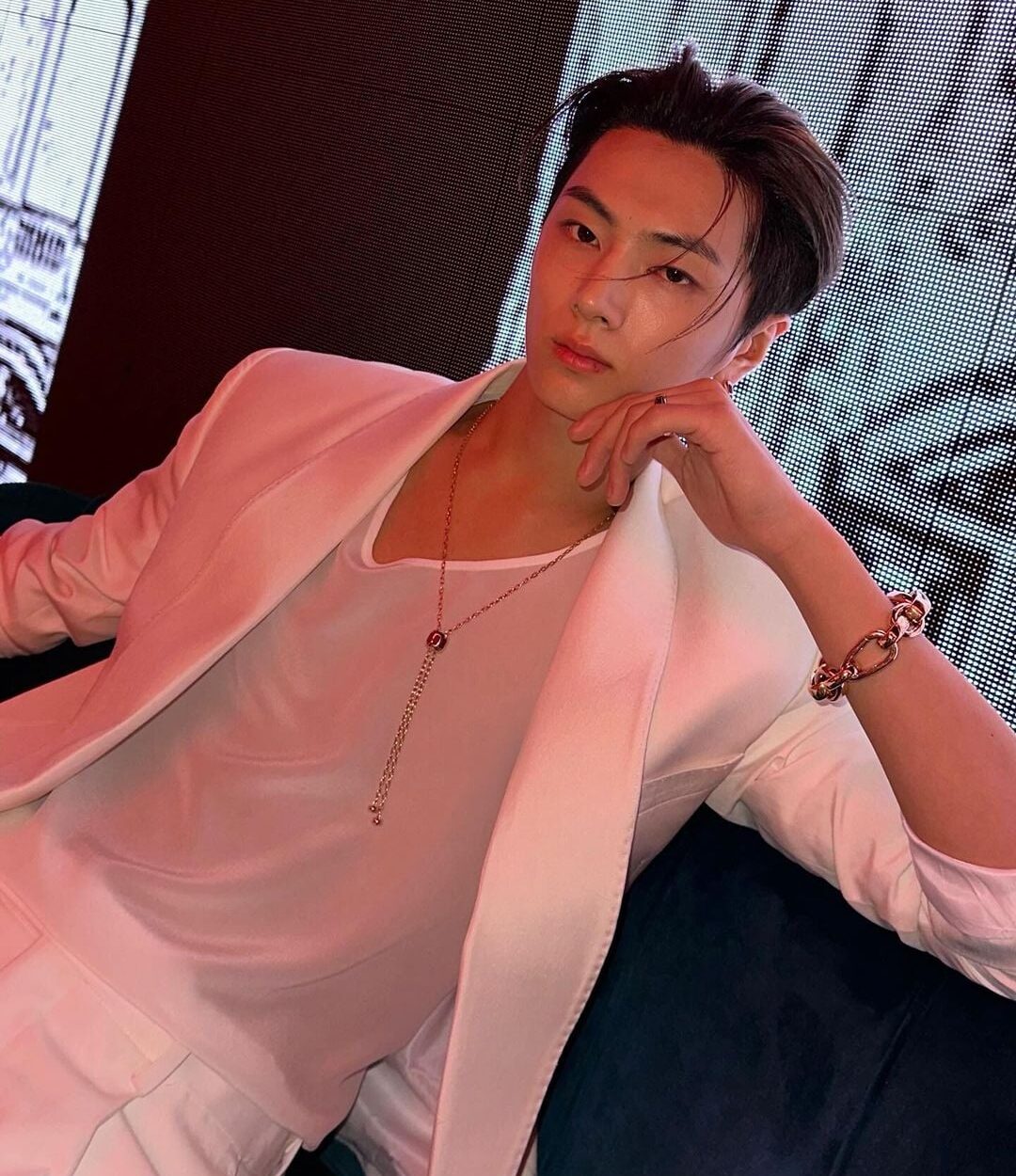 240319 Instagram: Jay @ Pomellato