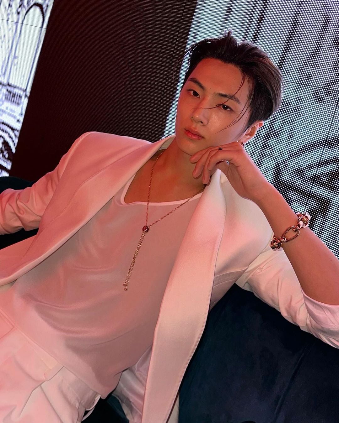 240319 Instagram: Jay @ Pomellato