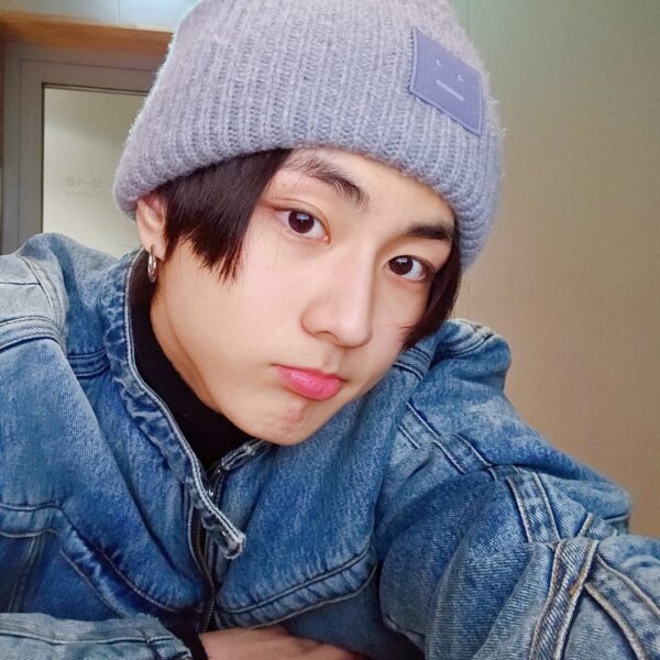 240304 Weverse: Jungwon (2/2)