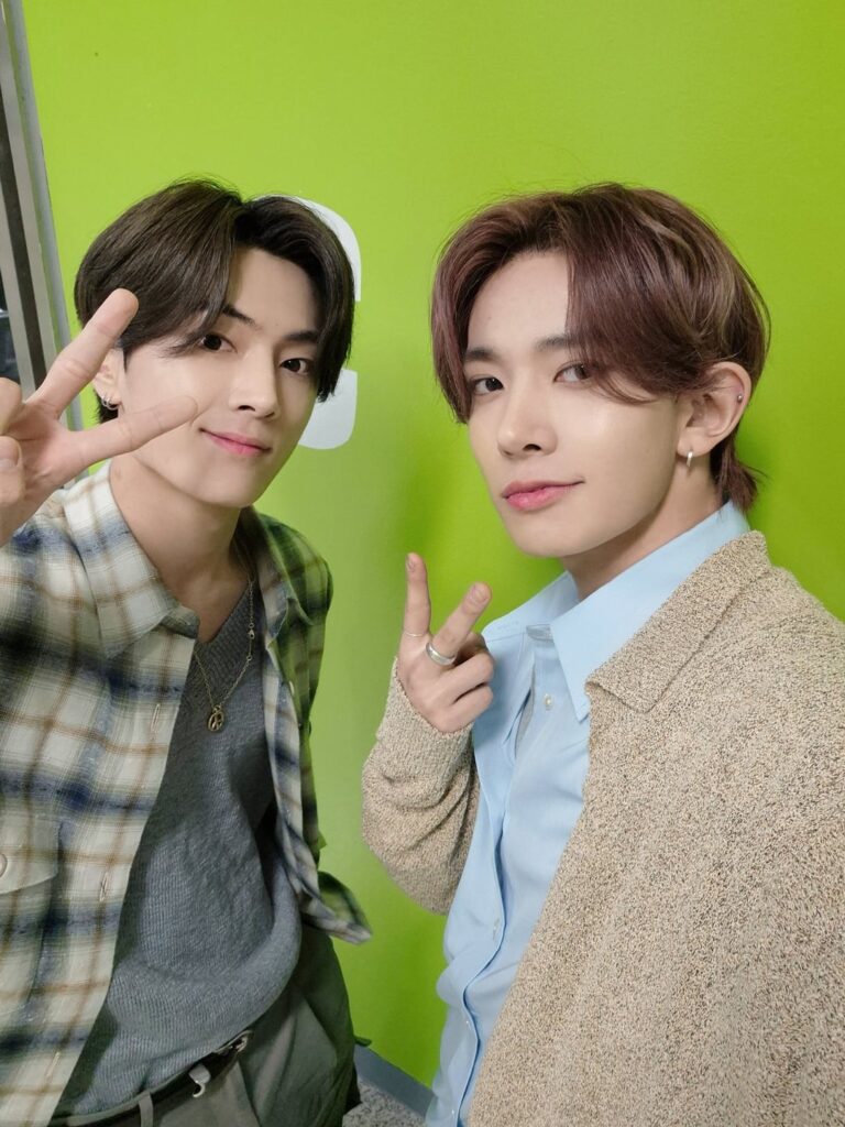 240404 Twitter: ENHYPEN OFFICIAL @ Heeseung & Jay at Ssulply