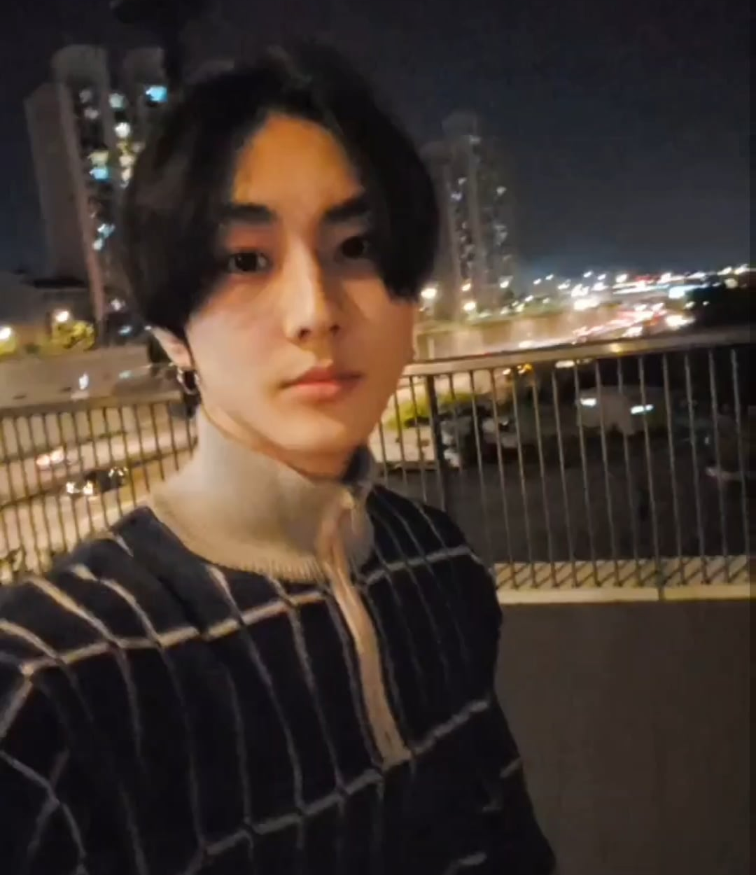 240423 Weverse: Jungwon (2)